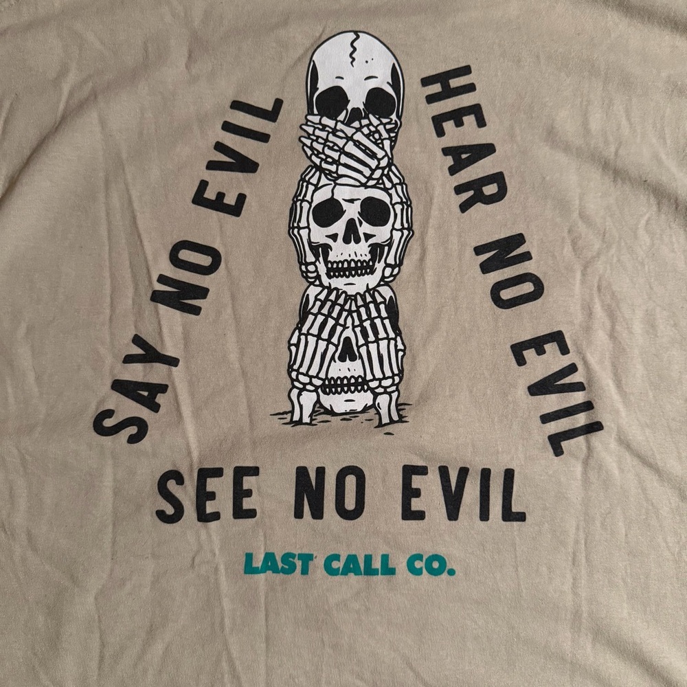 Last Call Co. UniSex Tan 'See No Evil' Graphic Tee Size L